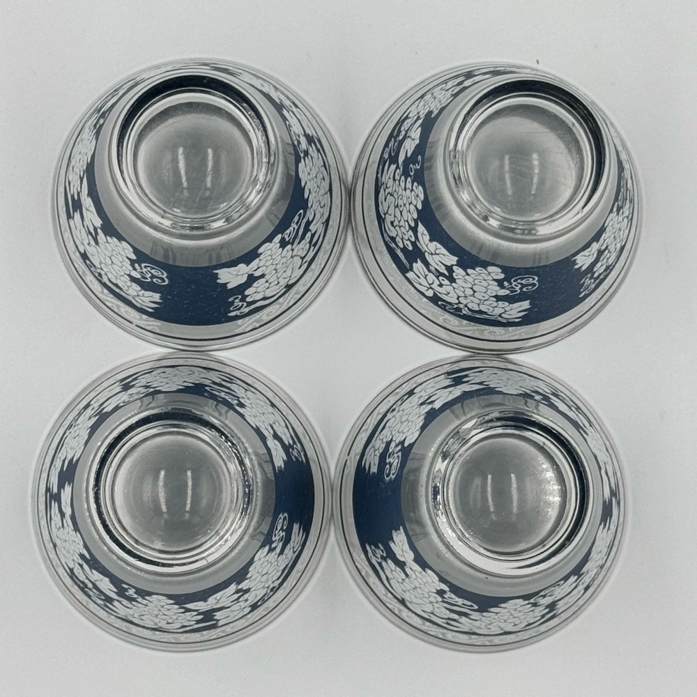 Vintage 1960s Hazel Atlas Grape Design Blue & White Lowball Glasses- Set of 4 - Picture 5 of 5